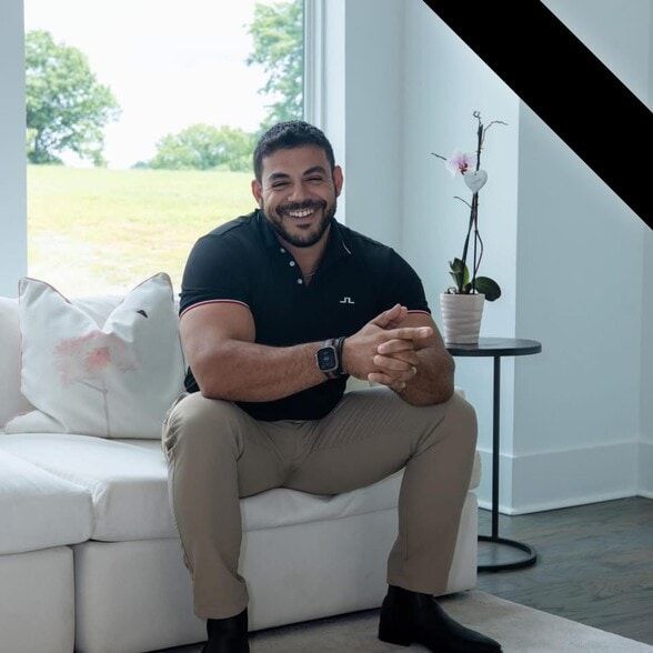 Land Listing Agent Photo