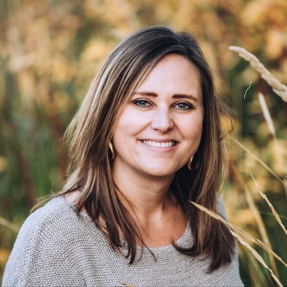 Land Listing Agent Photo