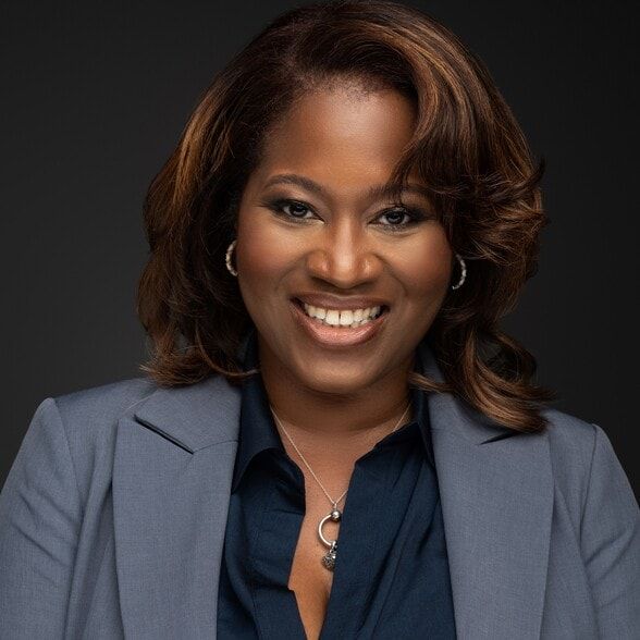 Land Listing Agent Photo