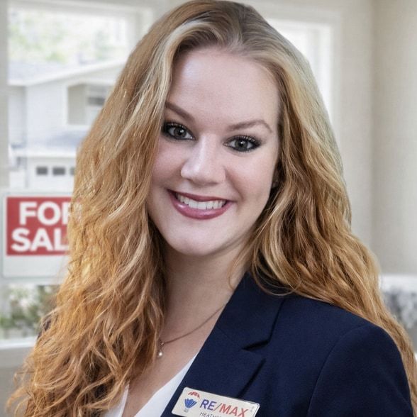 Land Listing Agent Photo