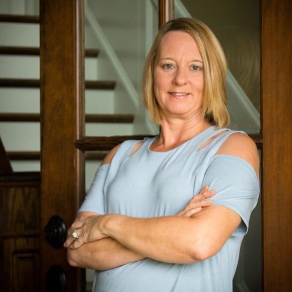 Land Listing Agent Photo