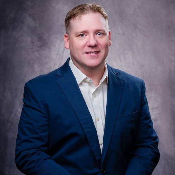 Land Listing Agent Photo