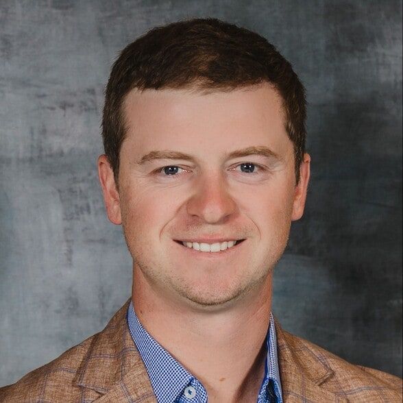 Land Listing Agent Photo