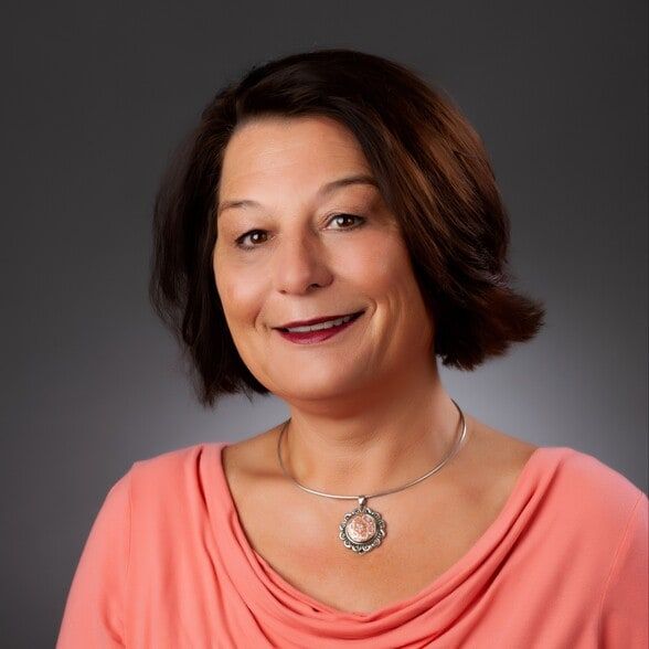 Land Listing Agent Photo