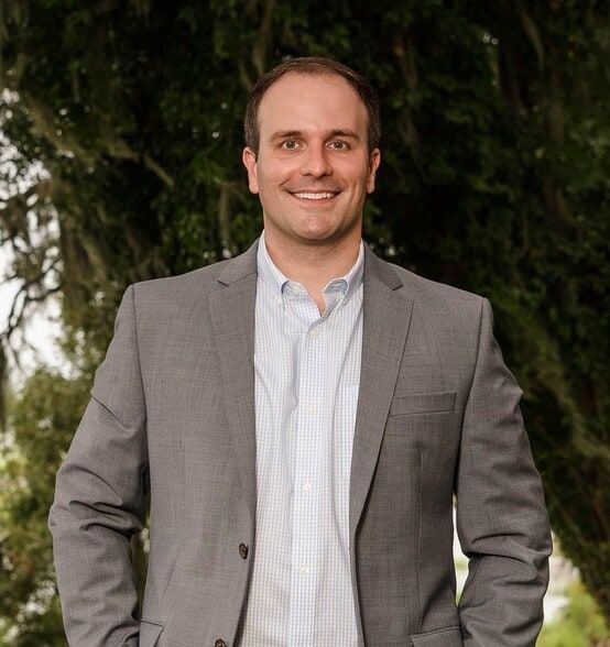 Land Listing Agent Photo