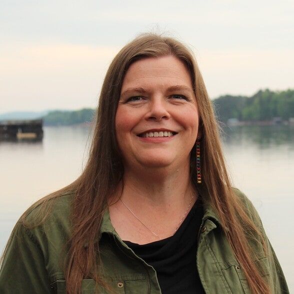 Land Listing Agent Photo