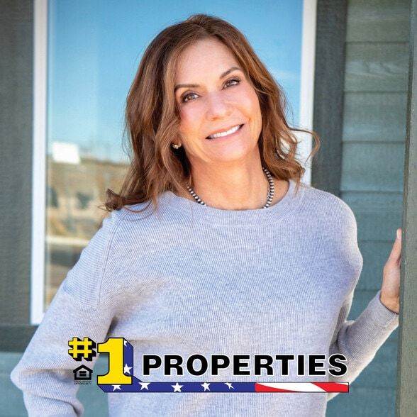 Land Listing Agent Photo