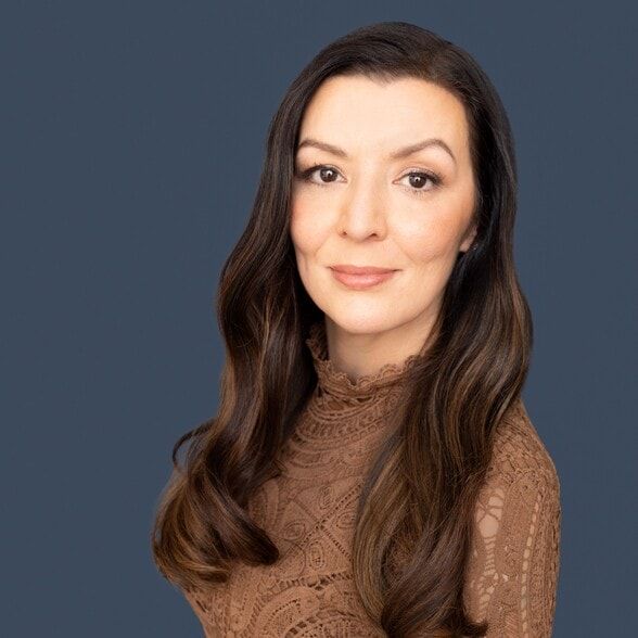 Land Listing Agent Photo