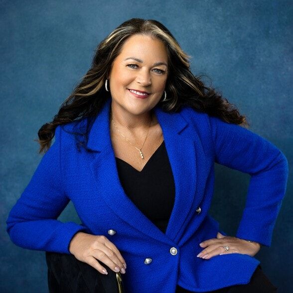 Land Listing Agent Photo