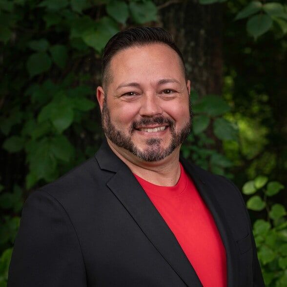 Land Listing Agent Photo