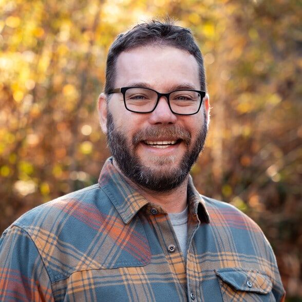 Land Listing Agent Photo