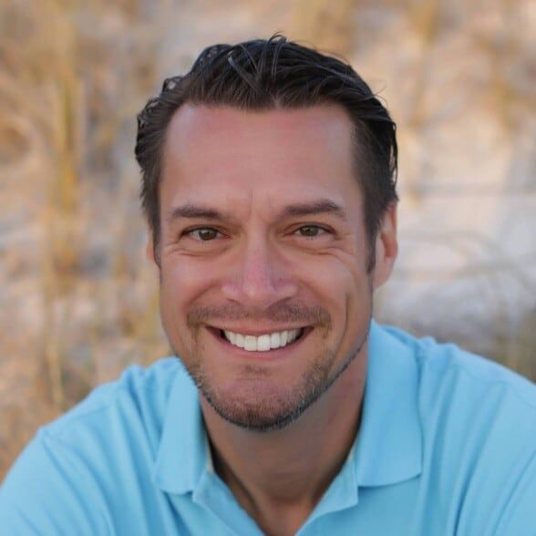 Land Listing Agent Photo