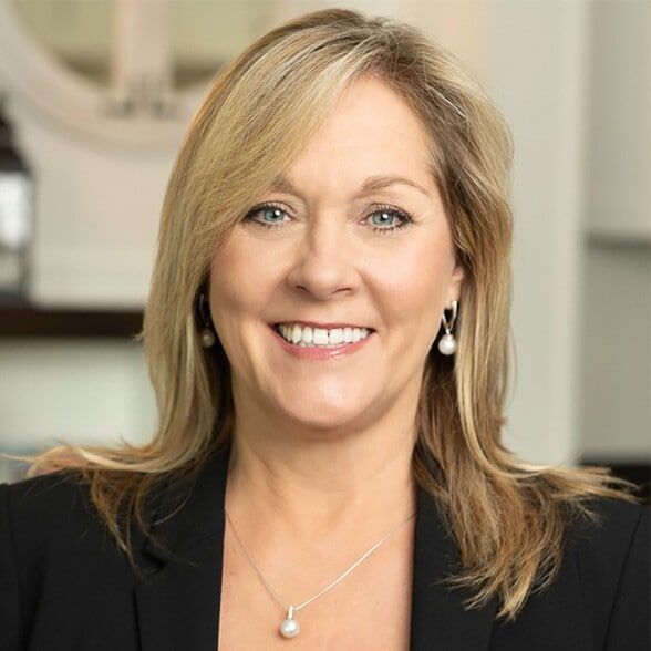 Land Listing Agent Photo