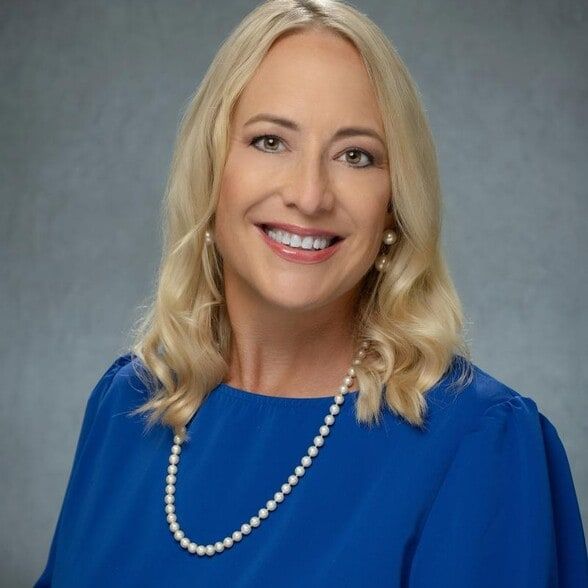 Land Listing Agent Photo