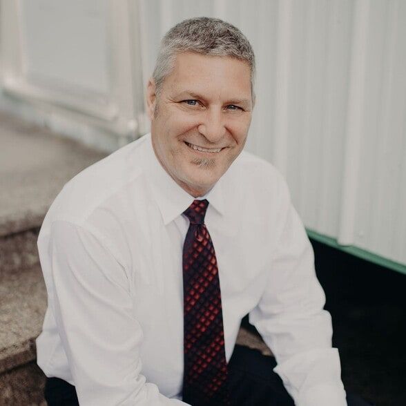 Land Listing Agent Photo