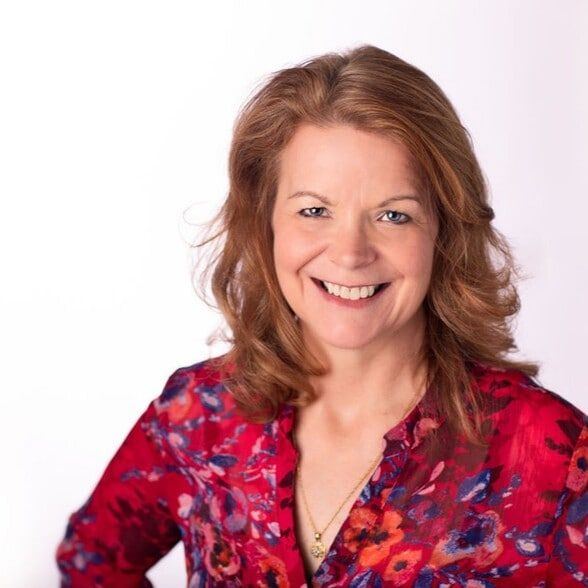 Land Listing Agent Photo