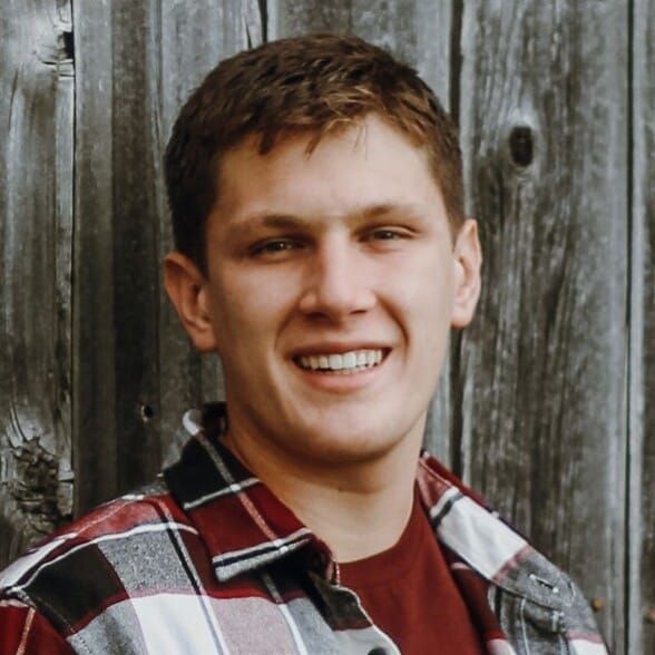 Land Listing Agent Photo