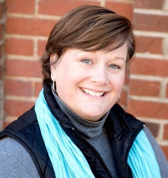 Land Listing Agent Photo