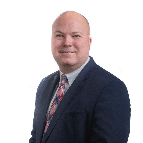 Land Listing Agent Photo