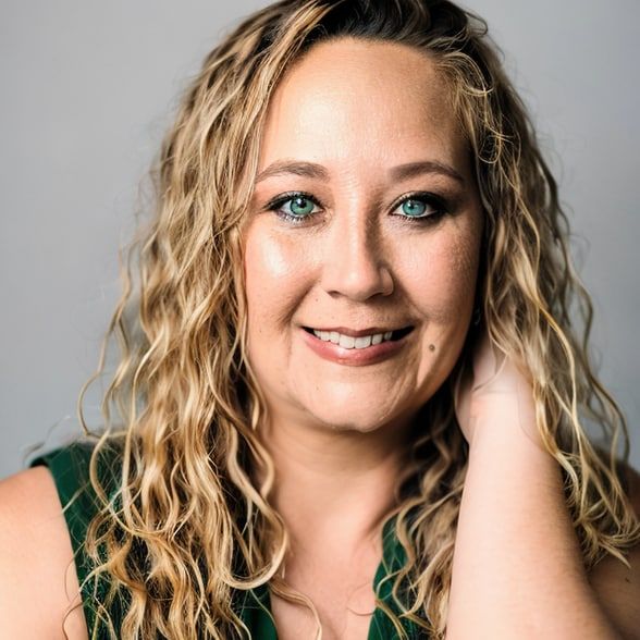 Land Listing Agent Photo