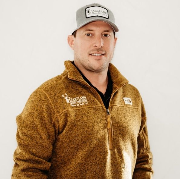 Land Listing Agent Photo