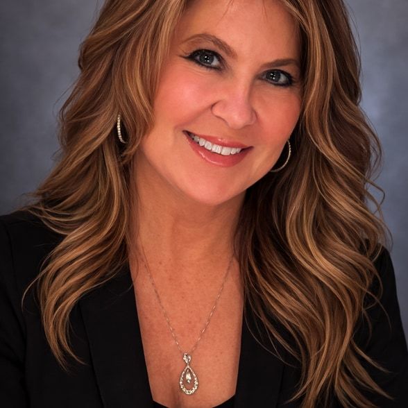 Land Listing Agent Photo