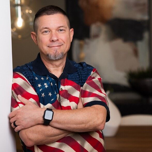 Land Listing Agent Photo