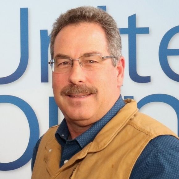 Land Listing Agent Photo