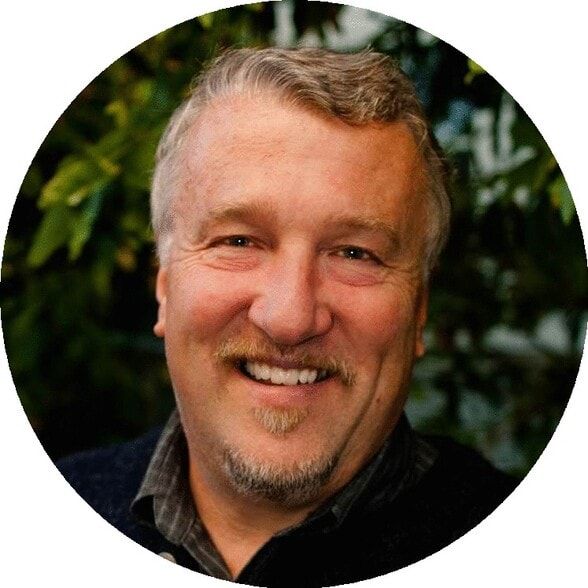 Land Listing Agent Photo