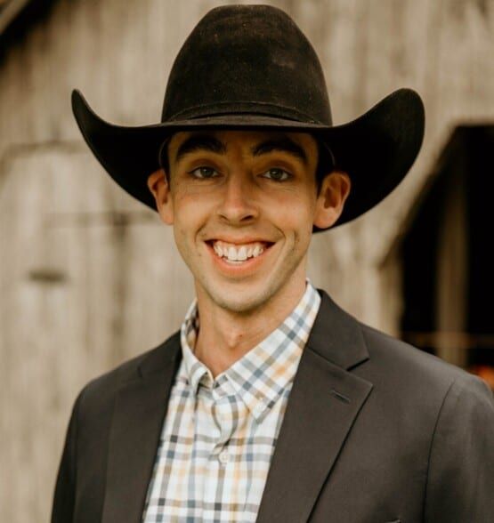 Land Listing Agent Photo