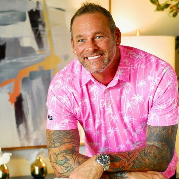 Land Listing Agent Photo