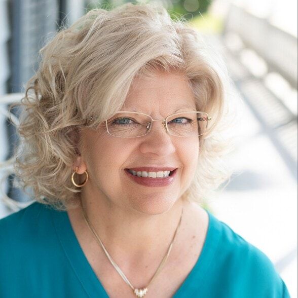 Land Listing Agent Photo