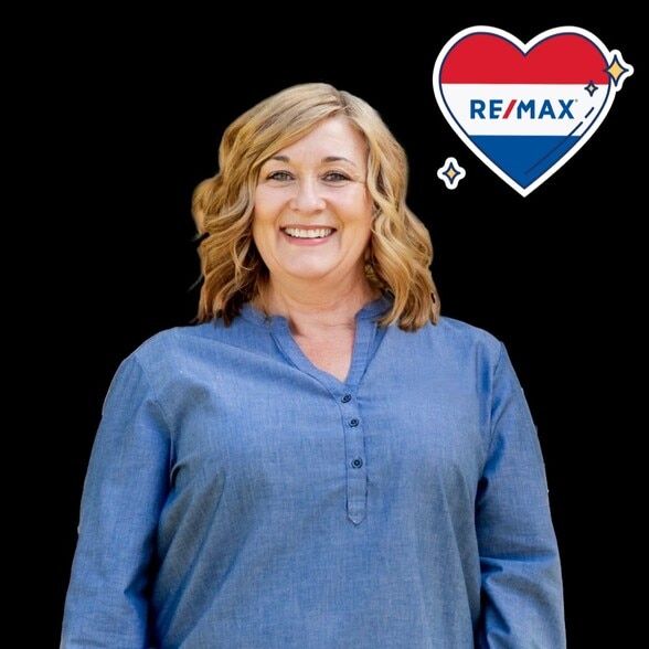 Land Listing Agent Photo