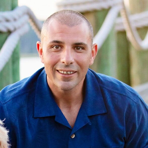 Land Listing Agent Photo