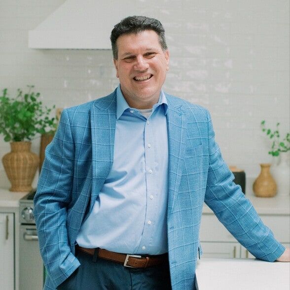 Land Listing Agent Photo