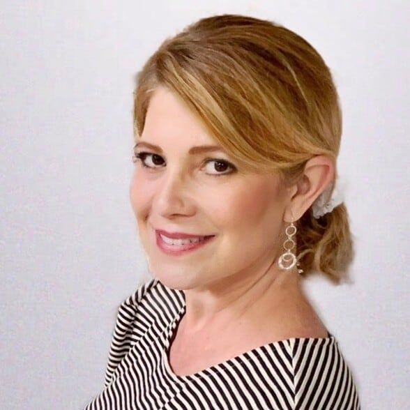 Land Listing Agent Photo