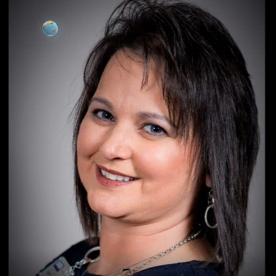 Land Listing Agent Photo