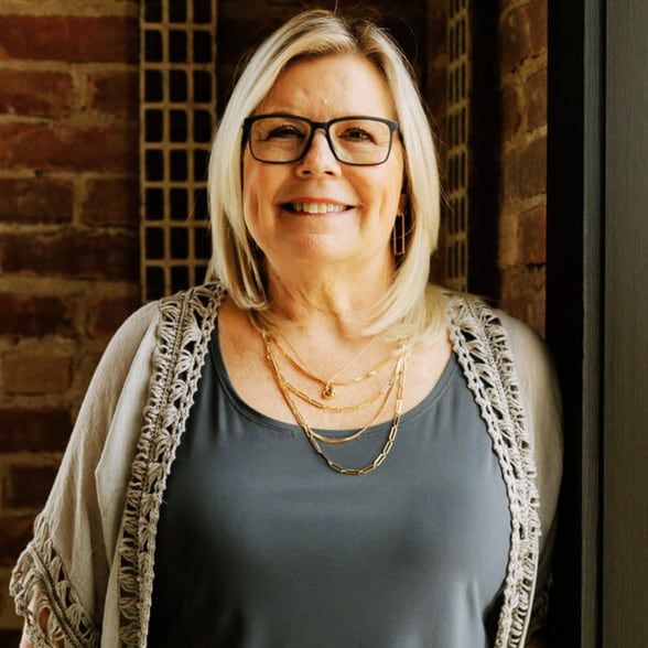 Land Listing Agent Photo