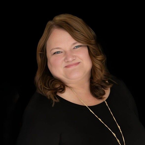 Land Listing Agent Photo