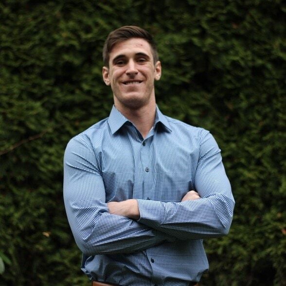 Land Listing Agent Photo