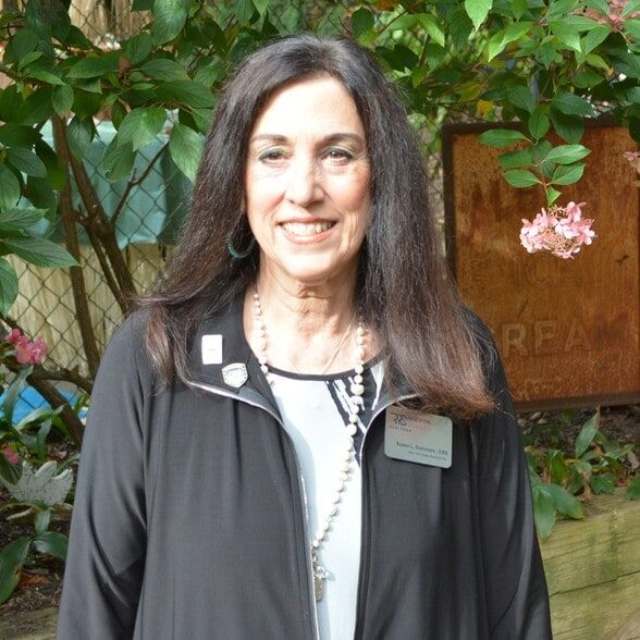 Land Listing Agent Photo