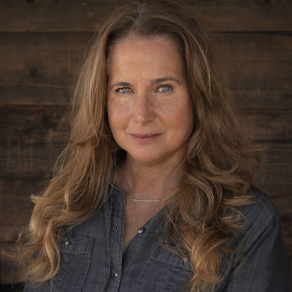 Land Listing Agent Photo