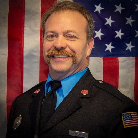 Land Listing Agent Photo