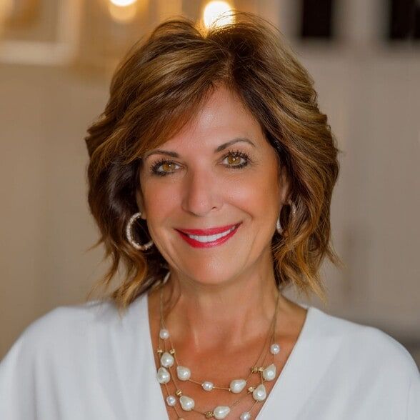 Land Listing Agent Photo