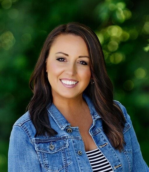 Land Listing Agent Photo