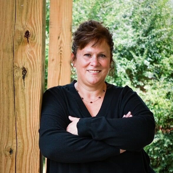 Land Listing Agent Photo