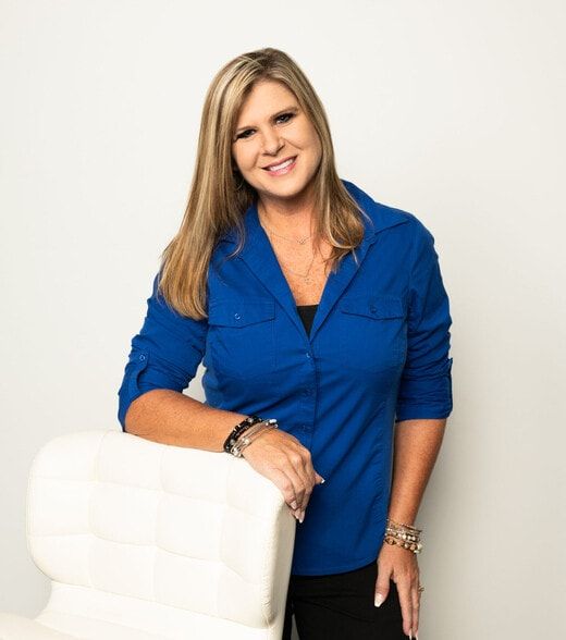 Land Listing Agent Photo