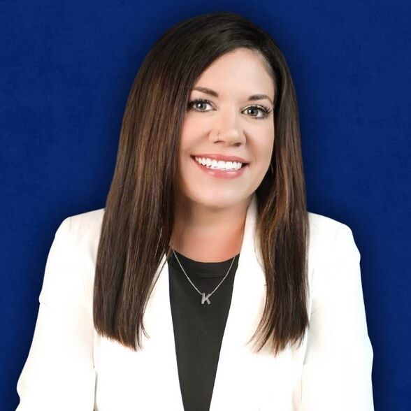 Land Listing Agent Photo