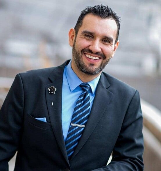 Land Listing Agent Photo