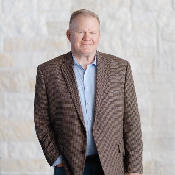 Land Listing Agent Photo